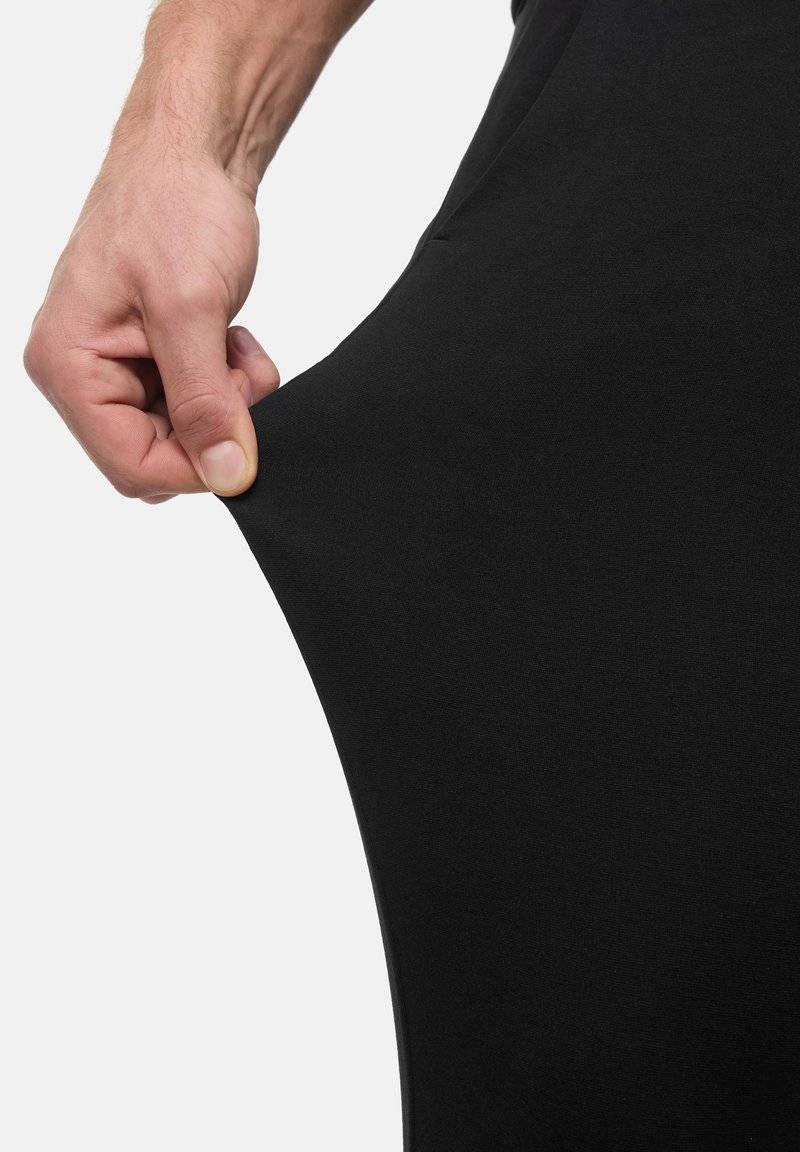 INDICODE JEANS INDICODE JEANS SUPER STRETCH RODEKRO - Chinos - black Neuheiten