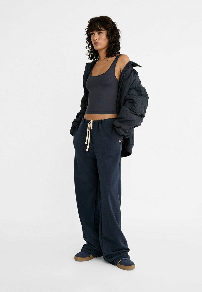 Stradivarius Stradivarius Top - dark blue Nur noch ein Tag übrig