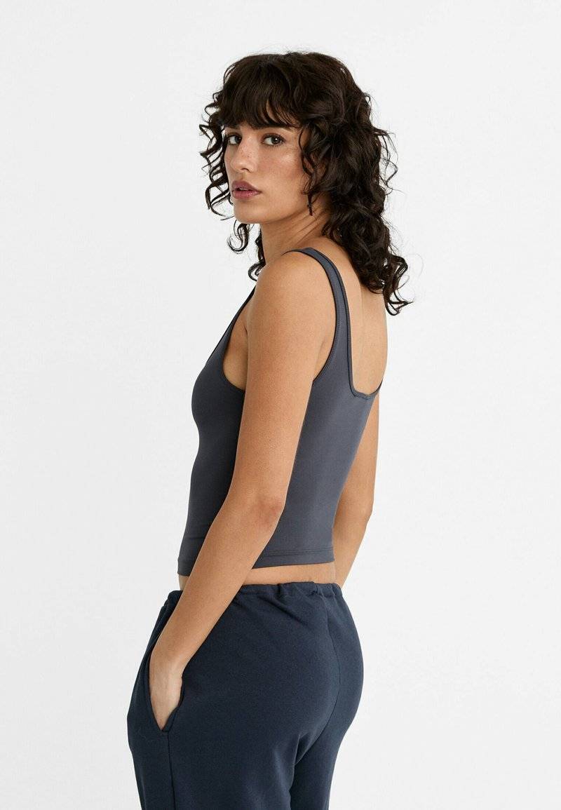 Stradivarius Stradivarius Top - dark blue Nur noch ein Tag übrig