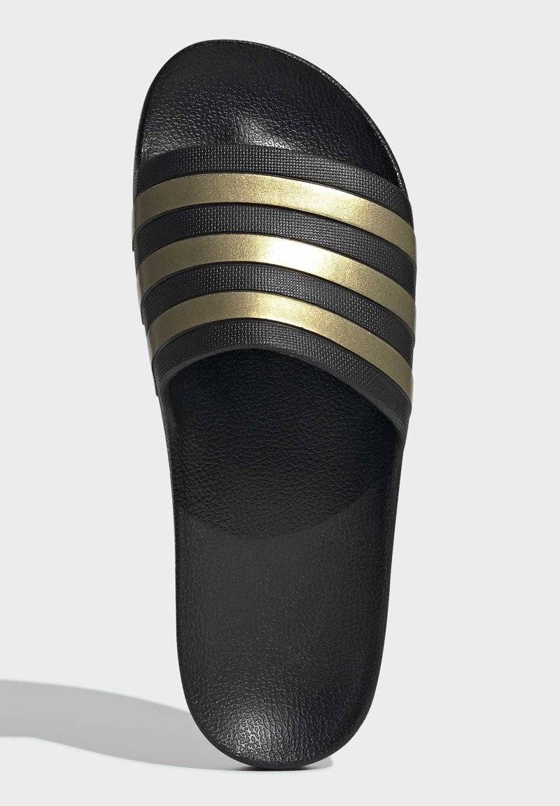 adidas Sportswear adidas Sportswear ADILETTE AQUA - Pool slides - core black gold met core black Online