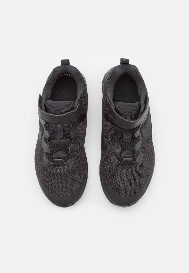 Nike Performance Nike Performance NIKE REVOLUTION 6 FLYEASE (PS - Neutral running shoes - black Blitzverkäufe