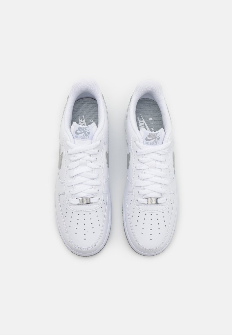 Nike Sportswear Nike Sportswear AIR FORCE 1 '07 - Trainers Vatertagsangebot