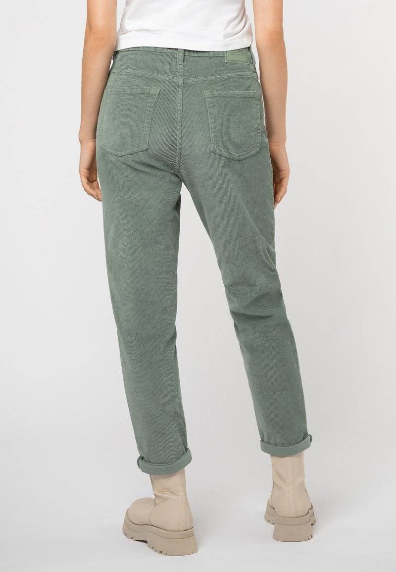 Eight 2 Nine Eight 2 Nine Trousers - middle green Nur noch ein Tag übrig