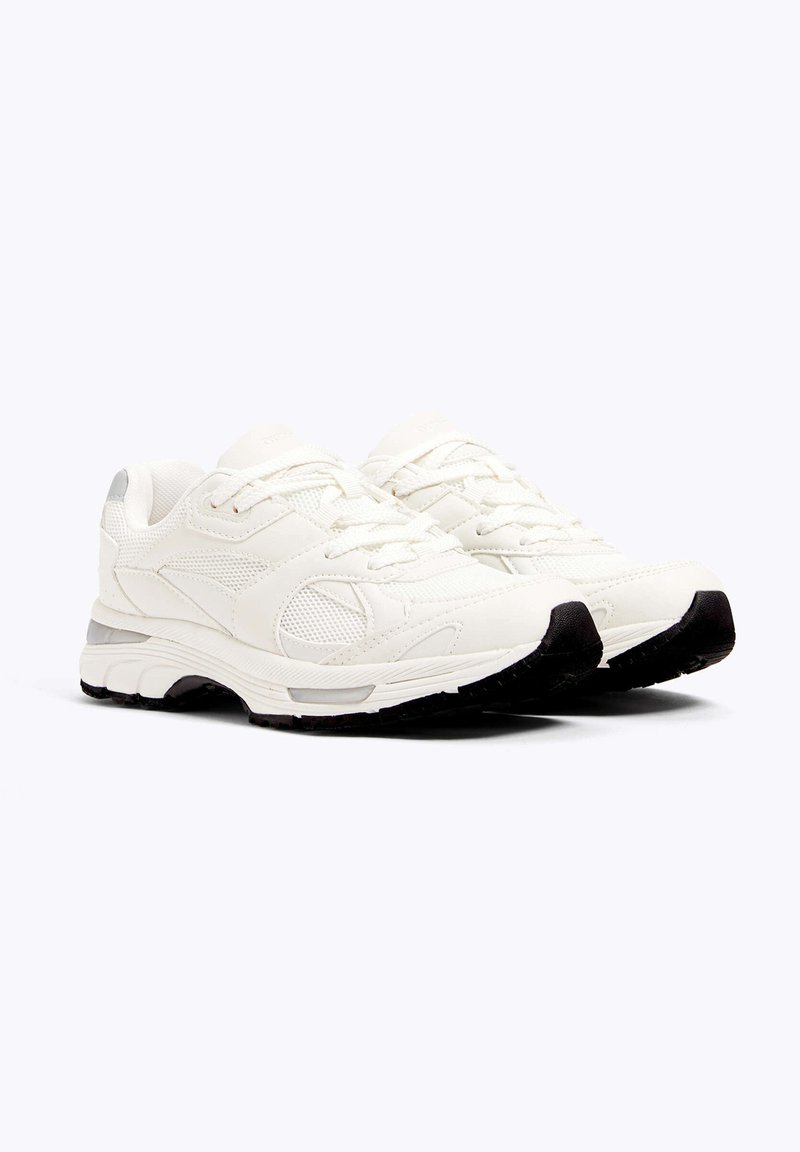 OYSHO OYSHO RETRO RUNNING - Training shoe - white Flash Sale