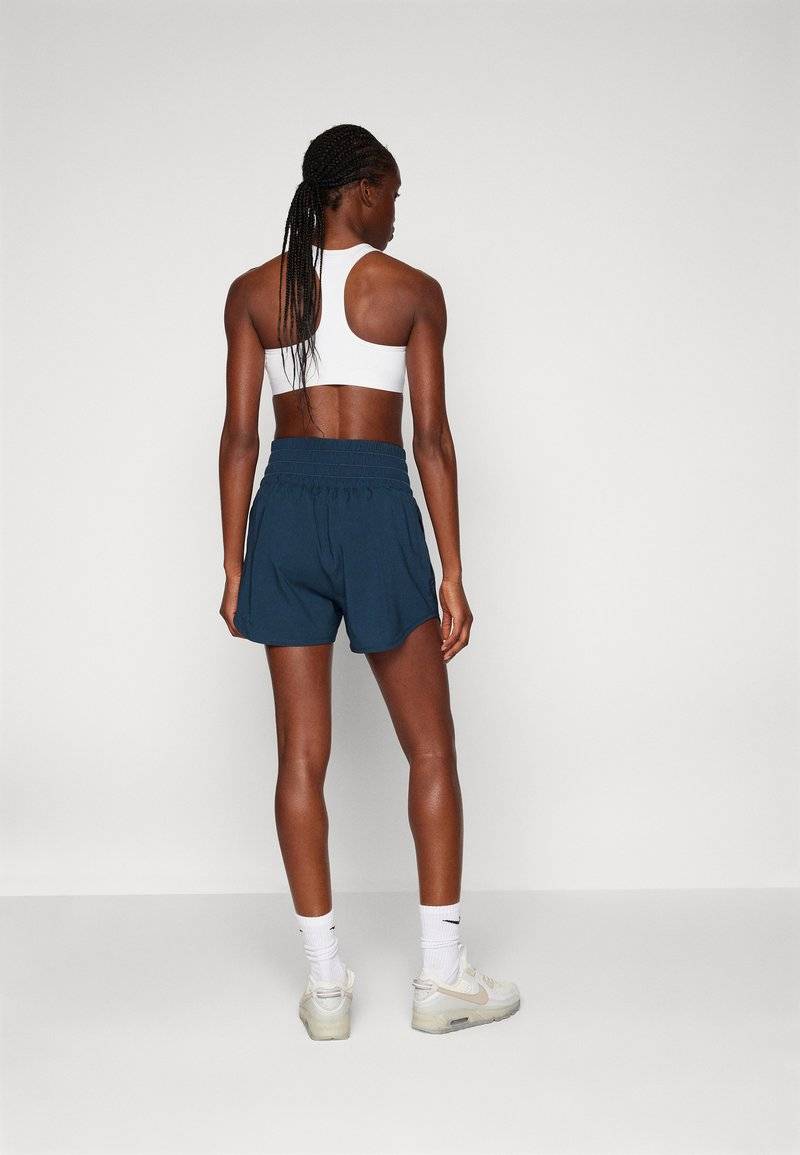 Nike Performance Nike Performance ONE - Sports shorts Exklusivangebot