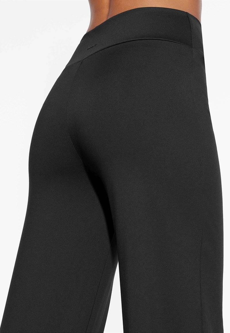 OYSHO OYSHO HIGH-RISE COMFORTLUX STRAIGHT-LEG - Trousers - black Preisnachlass