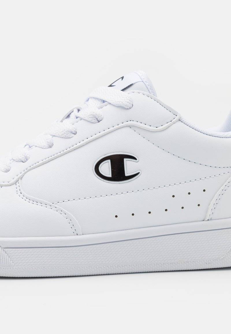 Champion Champion NEW COURT UNISEX - Training shoe - white Jubiläumsangebot