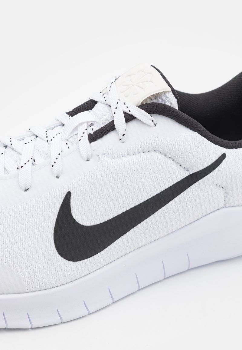 Nike Performance Nike Performance FLEX EXPERIENCE RN 12 - Competition running shoes Angebote