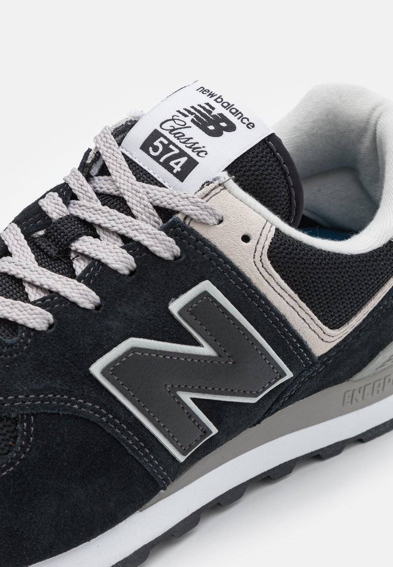 New Balance New Balance 574 UNISEX - Trainers - burgundy Vatertagsangebot