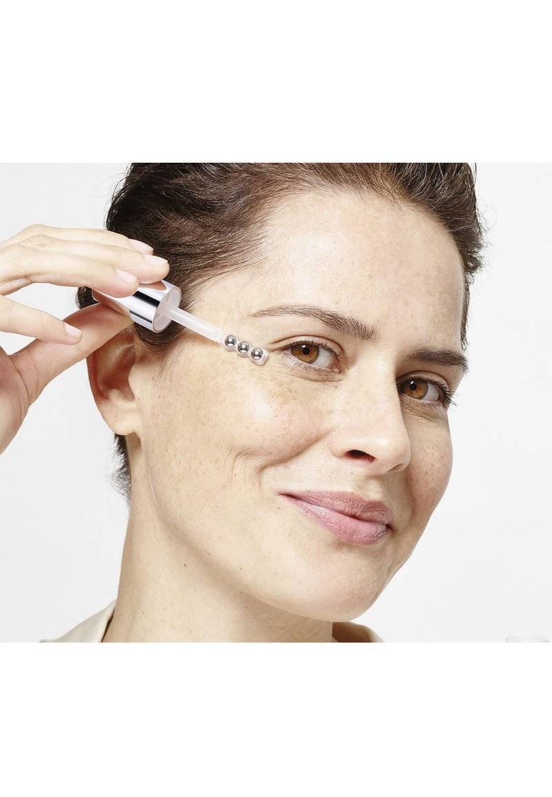 L'Oréal Paris Skin L'Oréal Paris Skin REVITALIFT FILLER AUGENSERUM - Eyecare Discount Store für neue Produkte