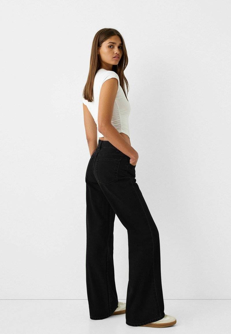 Bershka Bershka Flared Jeans - black Hotsell