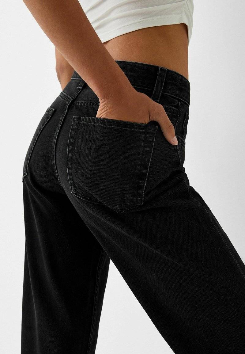 Bershka Bershka Flared Jeans - black Hotsell