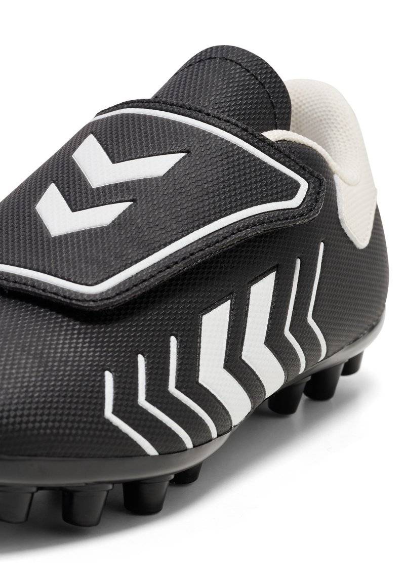 Hummel Hummel HATTRICK MG JR UNISEX - Moulded stud football boots - black white Saisonschlussverkauf