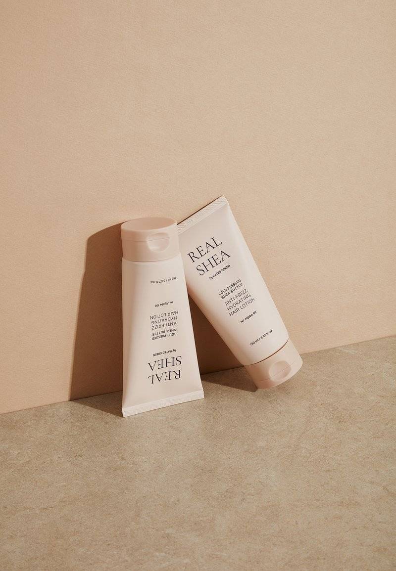 RATED GREEN RATED GREEN REAL SHEA ANTI-FRIZZ HYDRATING HAIR LOTION - Conditioner Letzte 3 Tage