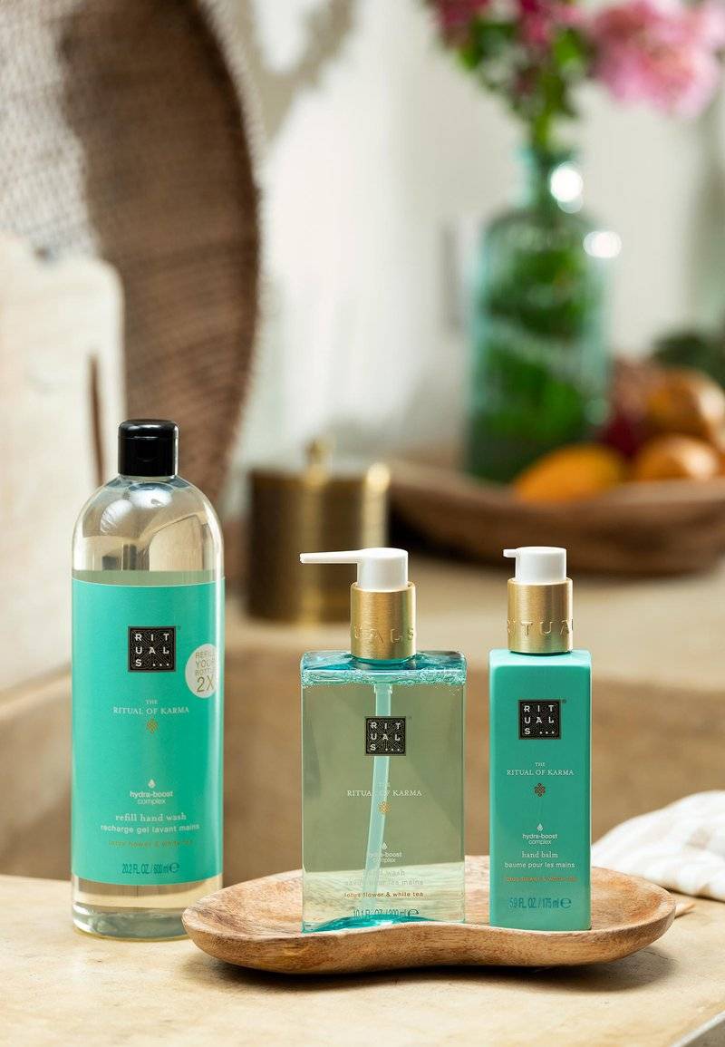 Rituals Rituals HAND WASH THE RITUAL OF KARMA - DELICATELY SWEET - LOTUS & WHITE TEA - Liquid soap Bis zu 60% Rabatt