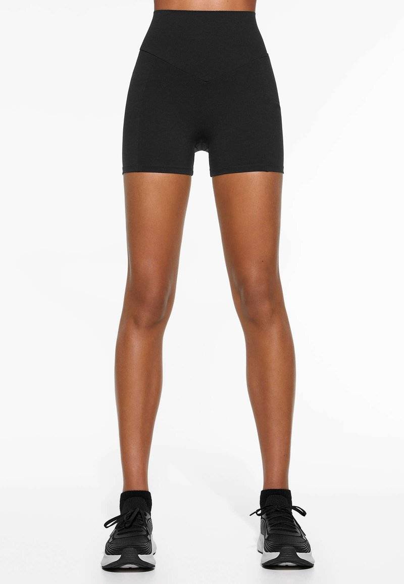 OYSHO OYSHO COMPRESSIVE POCKET HOT 10 CM - Leggings - black zollfrei