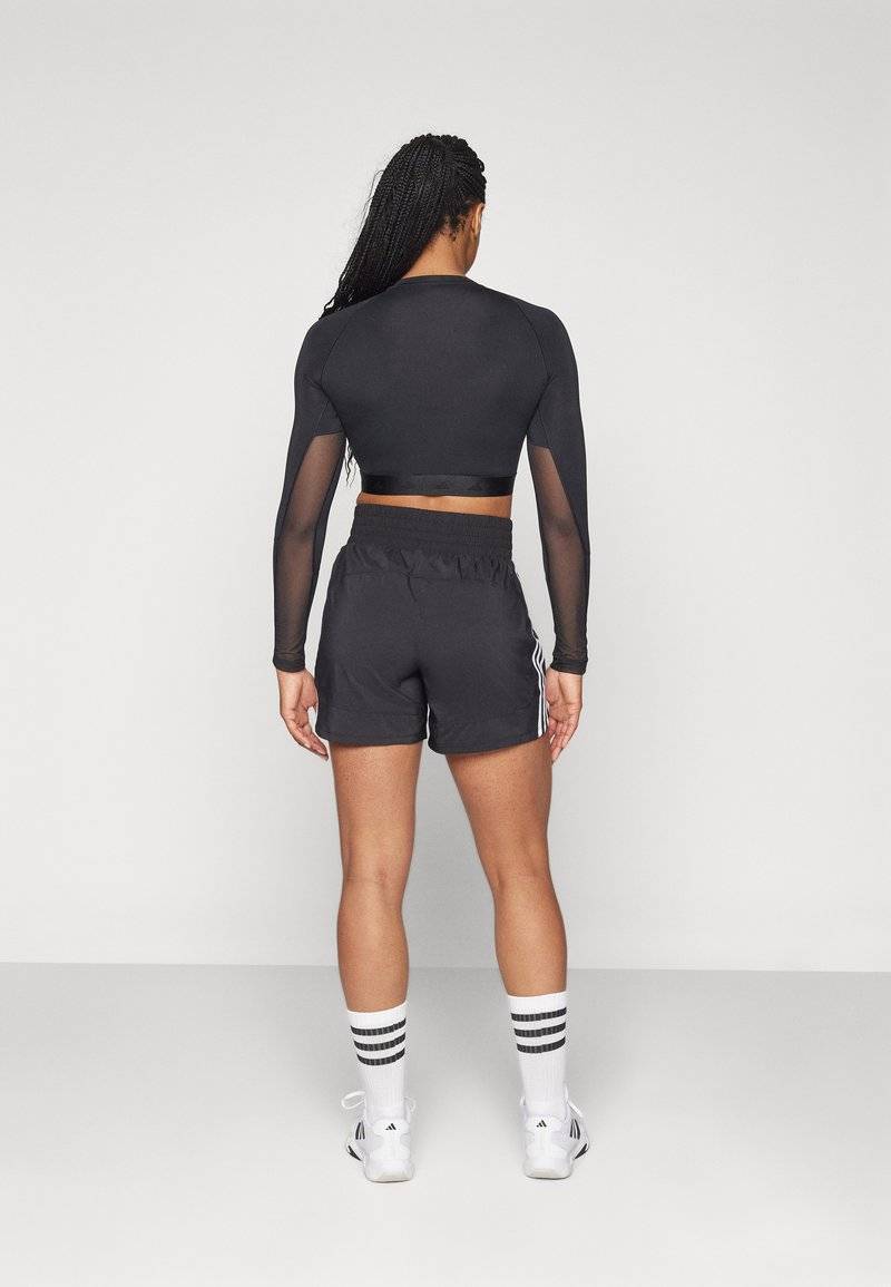 adidas Performance adidas Performance PACER 3-STRIPES WOVEN HIGH-RISE - Sports shorts Angebote