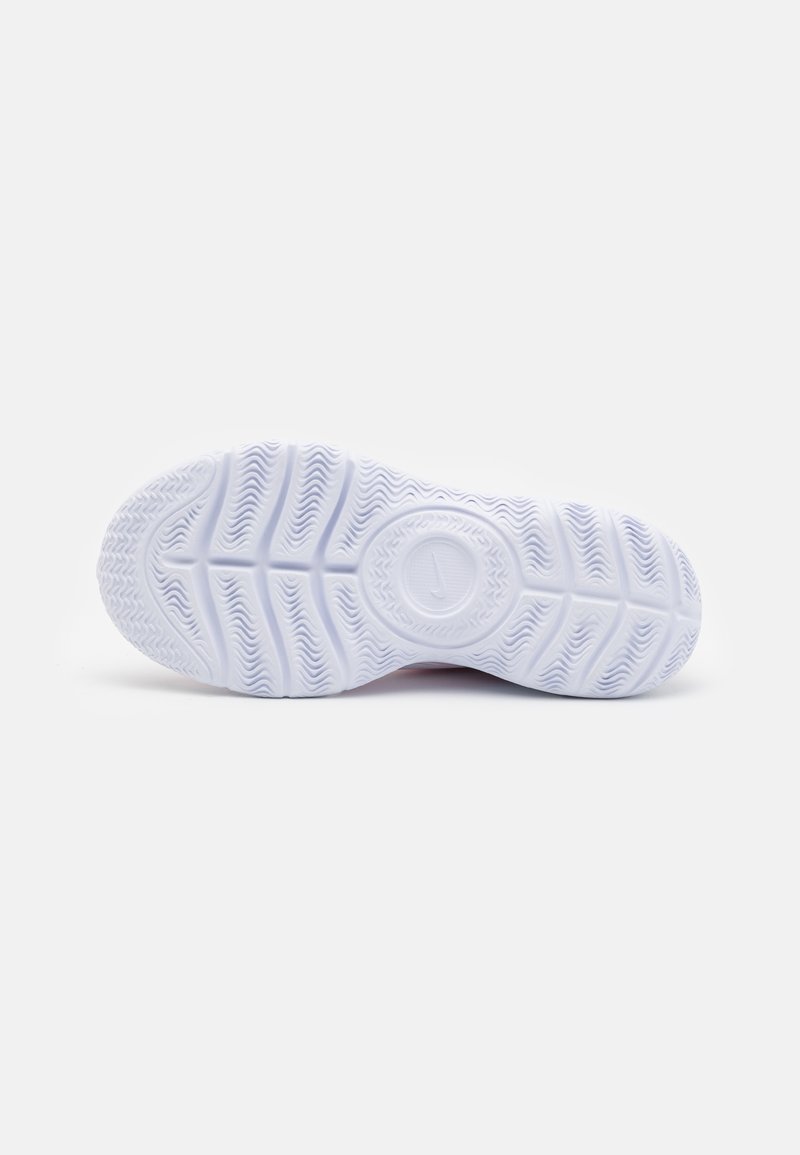 Nike Performance Nike Performance FLEX 3 - Competition running shoes Schlussverkauf
