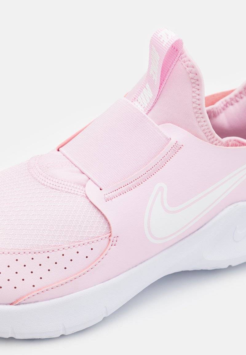 Nike Performance Nike Performance FLEX 3 - Competition running shoes Schlussverkauf