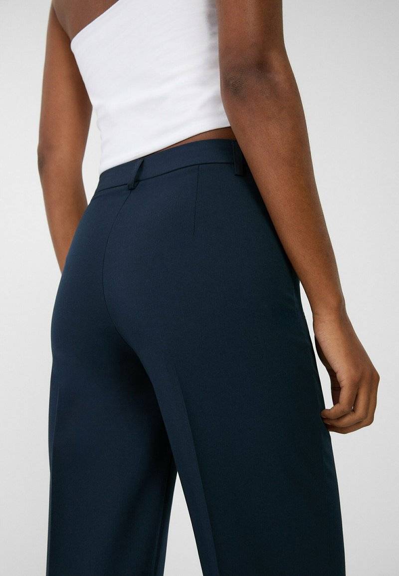 Stradivarius Stradivarius Trousers - dark blue Günstig kaufen