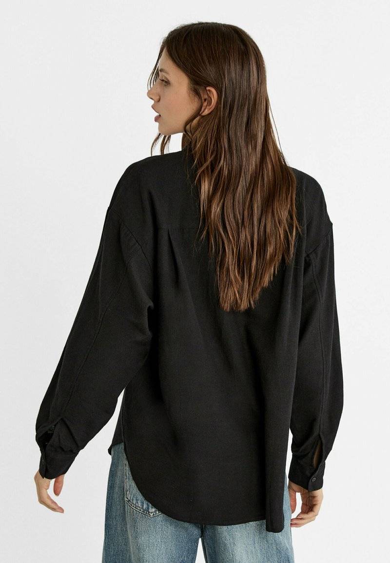Stradivarius Stradivarius RUSTIKALES DAILY - Button-down blouse - black Preisnachlass