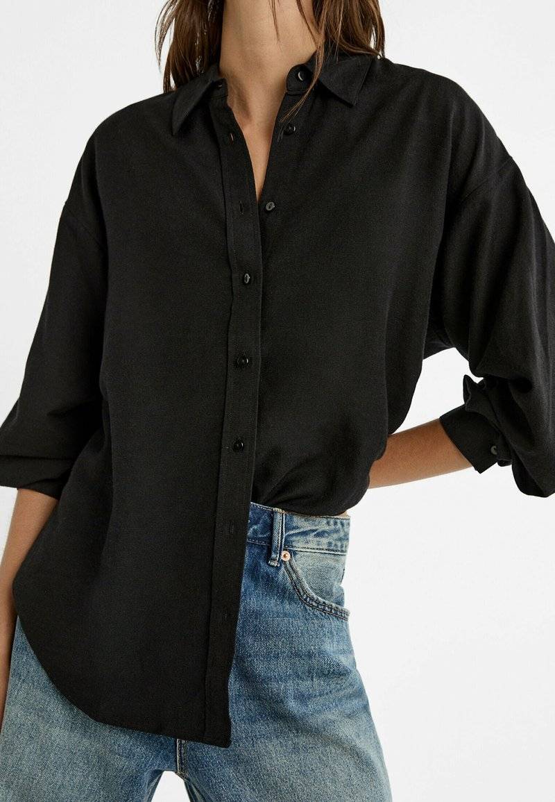 Stradivarius Stradivarius RUSTIKALES DAILY - Button-down blouse - black Preisnachlass