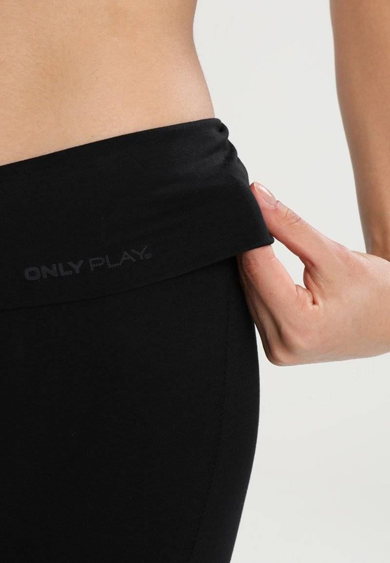 ONLY Play ONLY Play ONPFOLD - 3/4 sports trousers - black Online