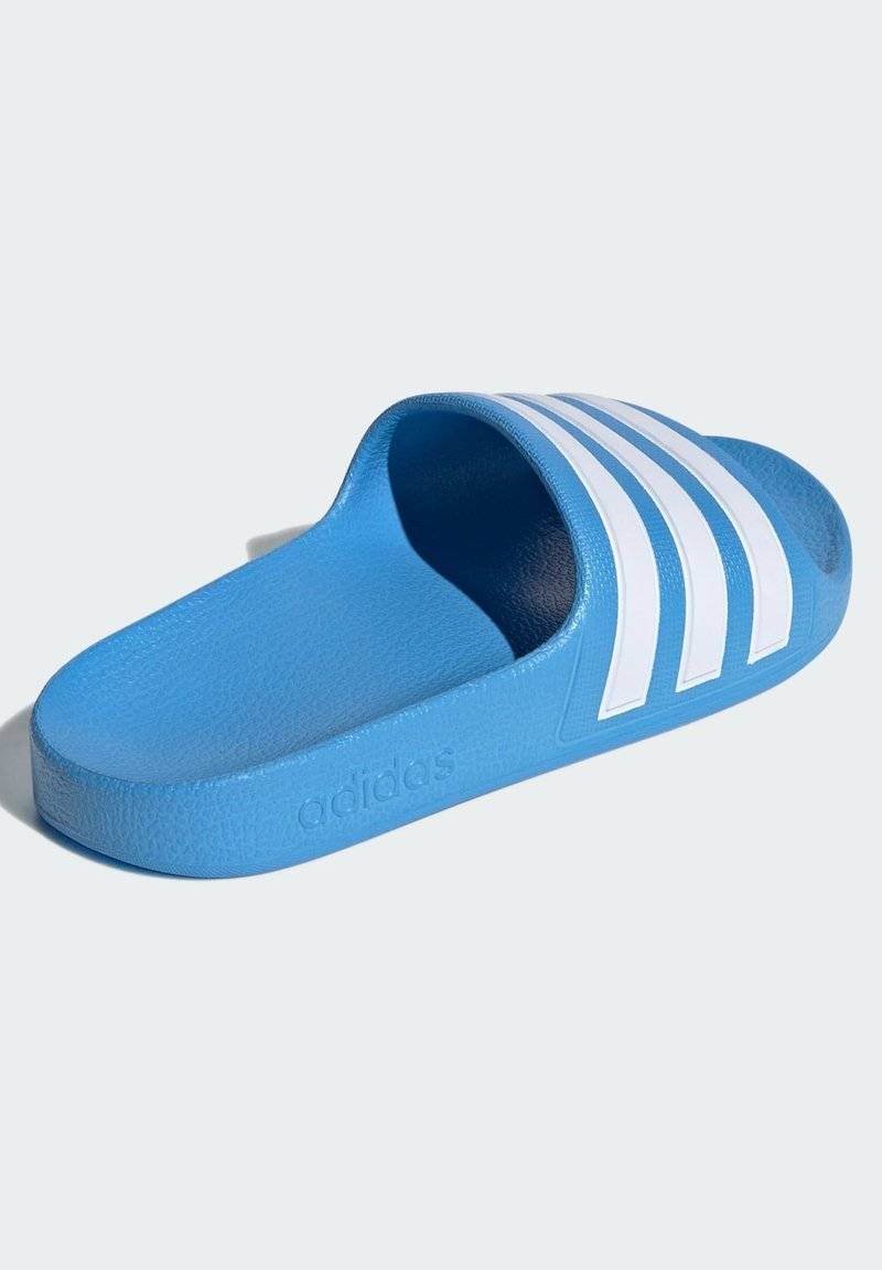 adidas Performance adidas Performance ADILETTE AQUA - Pool slides - blue burst cloud white blue burst Auslauf