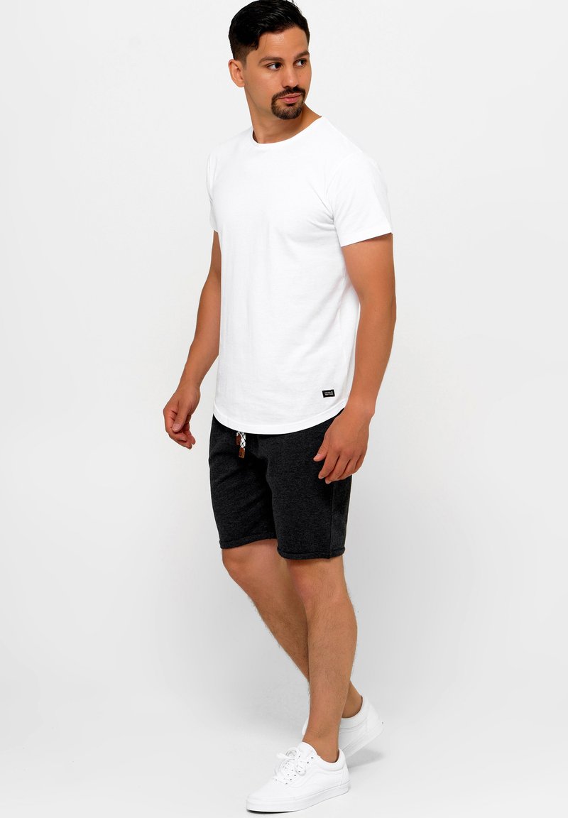 INDICODE JEANS INDICODE JEANS ALDRICH - Shorts - black mix Versandkostenfrei