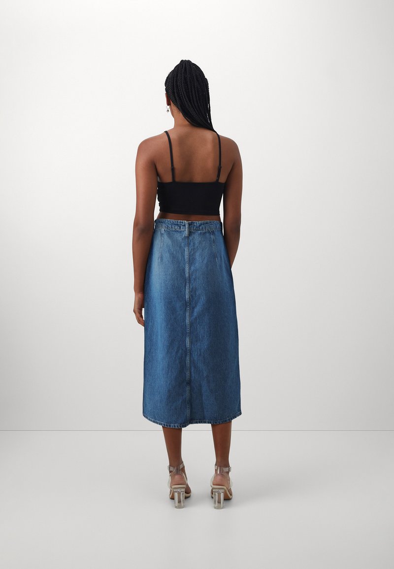 ONLY ONLY ONLCECE MIDI BUTTON SKIRT - A-line skirt - medium blue denim Neueste Mode