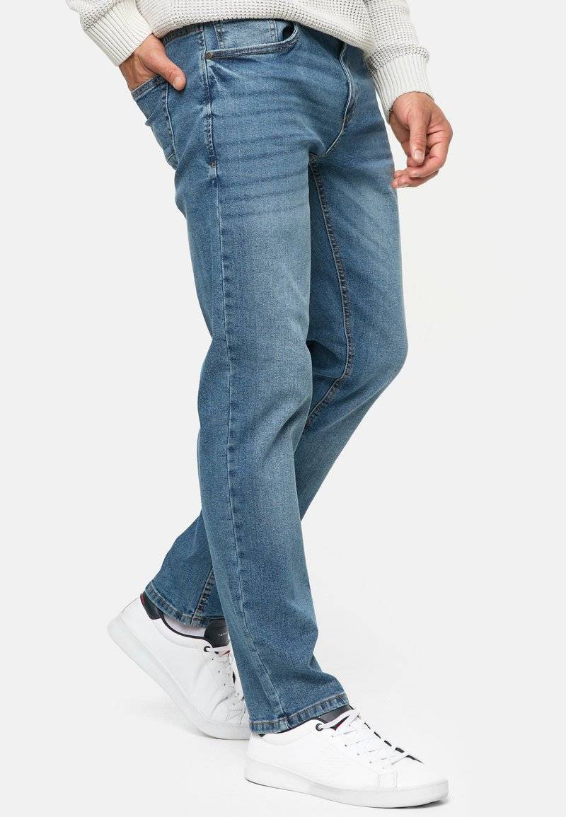 INDICODE JEANS INDICODE JEANS INSANTINO - Straight leg jeans - medium dark cloud Exklusive Angebote