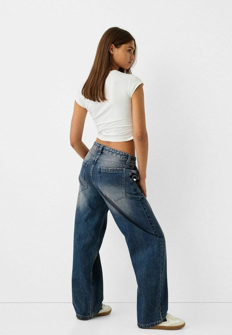 Bershka Bershka Relaxed fit jeans - dark blue Blitzangebot