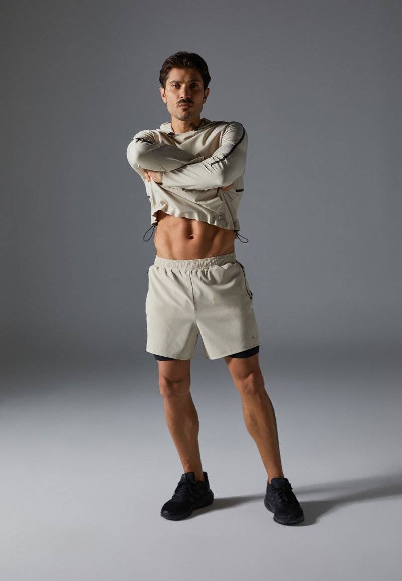 Pier One Sport Pier One Sport Sports shorts - beige Speichern exportieren