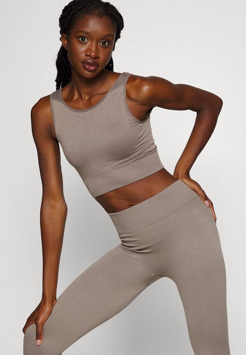 ONLY Play ONLY Play ONPJAIA LIFE SEAM SHORT - Top - brown Angebote