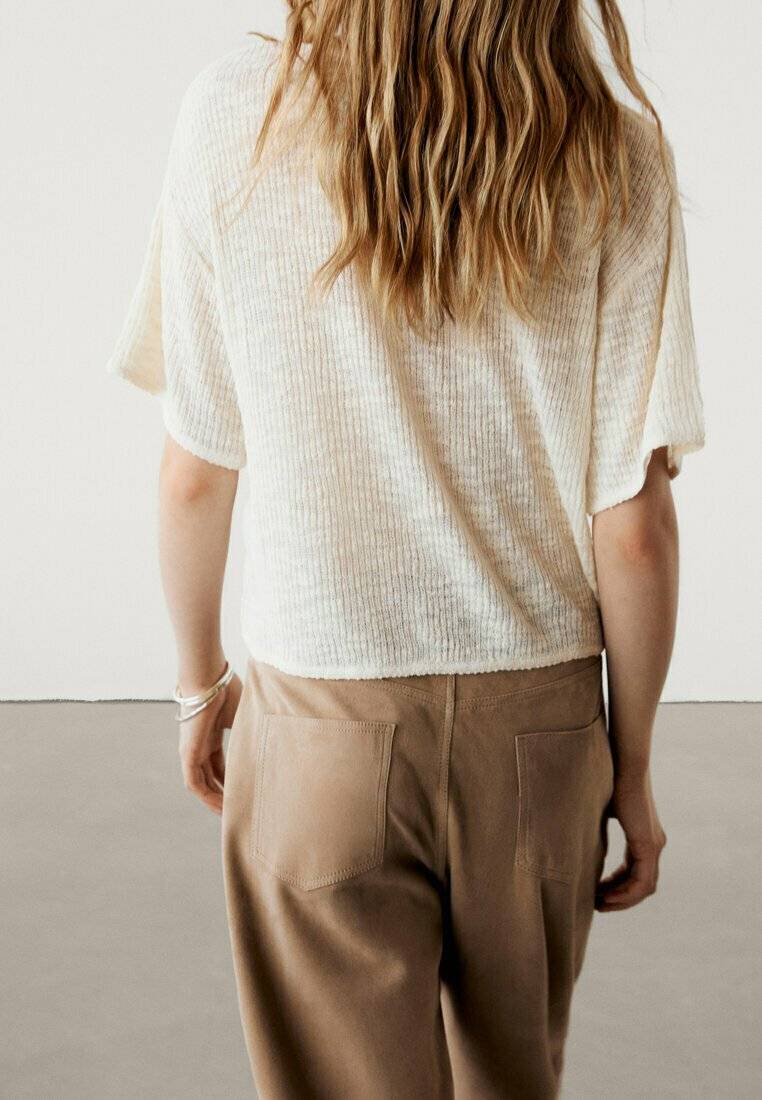 Massimo Dutti Massimo Dutti TEXTURED - Basic T-shirt - beige Weihnachtsangebot
