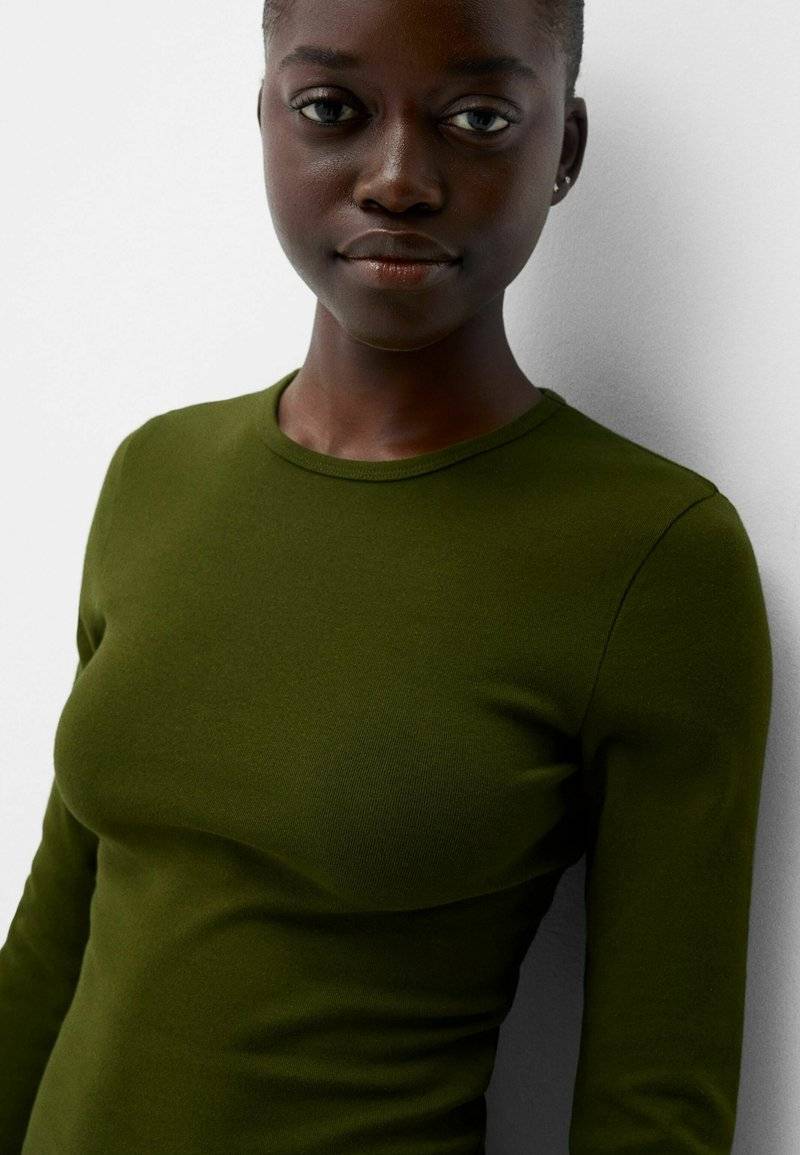 Bershka Bershka LONG SLEEVE - Long sleeved top - green Valentinstagsangebot