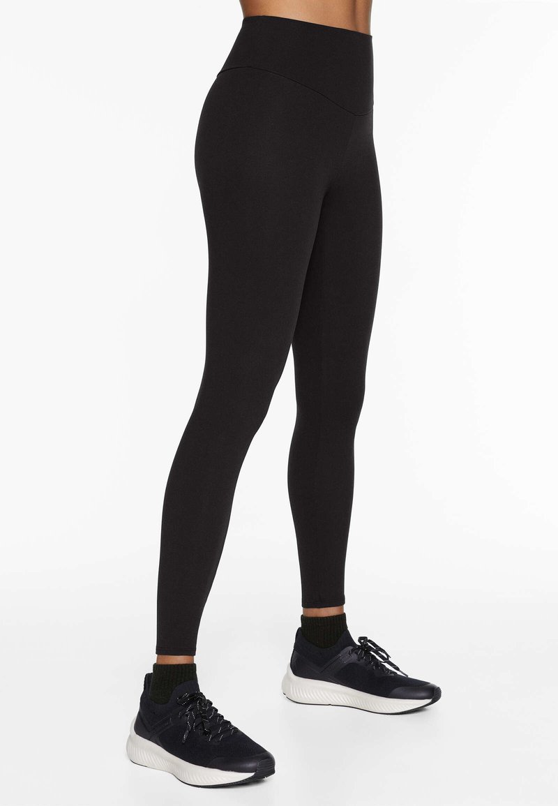 OYSHO OYSHO COMFORTLUX HIGH-RISE  - Leggings - Trousers - black Neuheiten