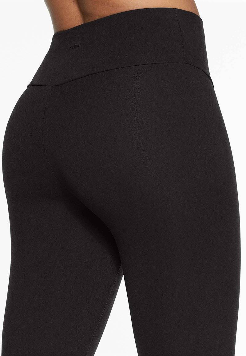 OYSHO OYSHO COMFORTLUX HIGH-RISE  - Leggings - Trousers - black Neuheiten