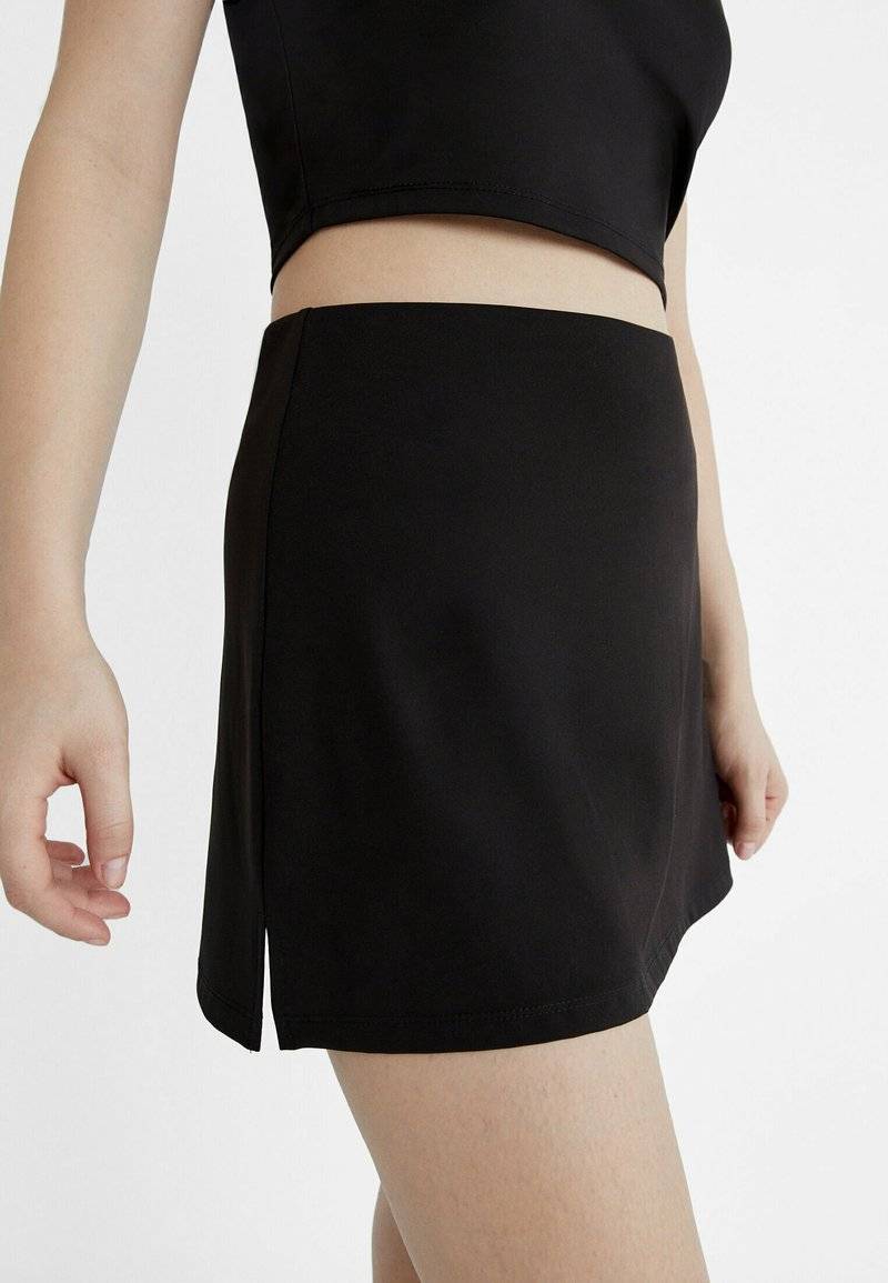 Stradivarius Stradivarius Mini skirt - black Saisonale Angebote