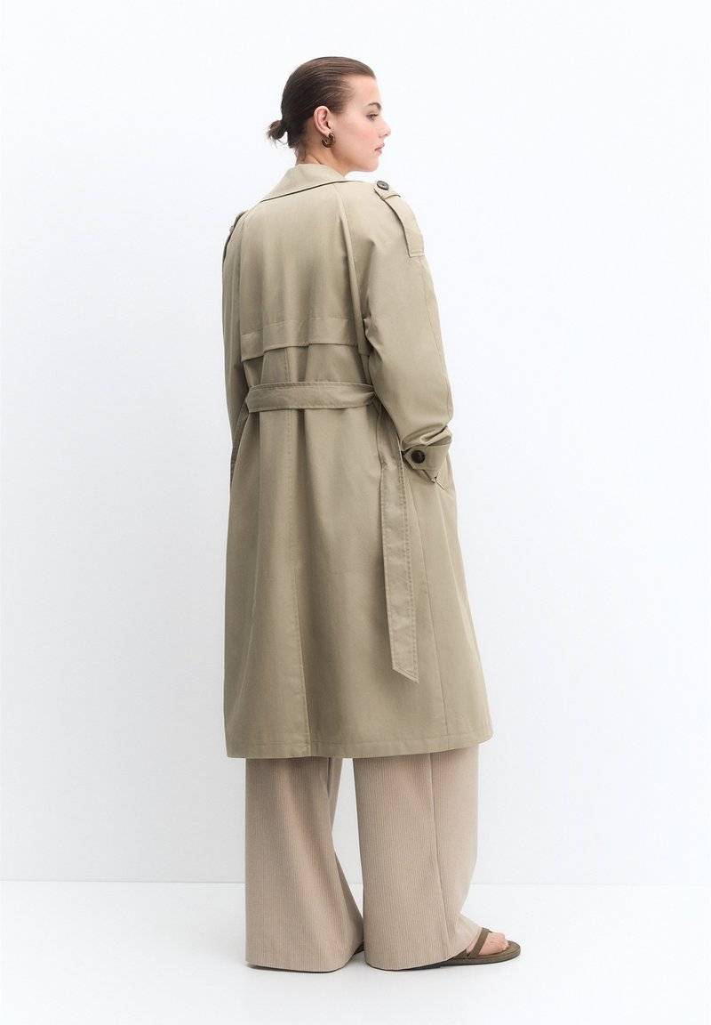 PULL&BEAR PULL&BEAR BASIC - Trenchcoat - beige Räumungsverkauf