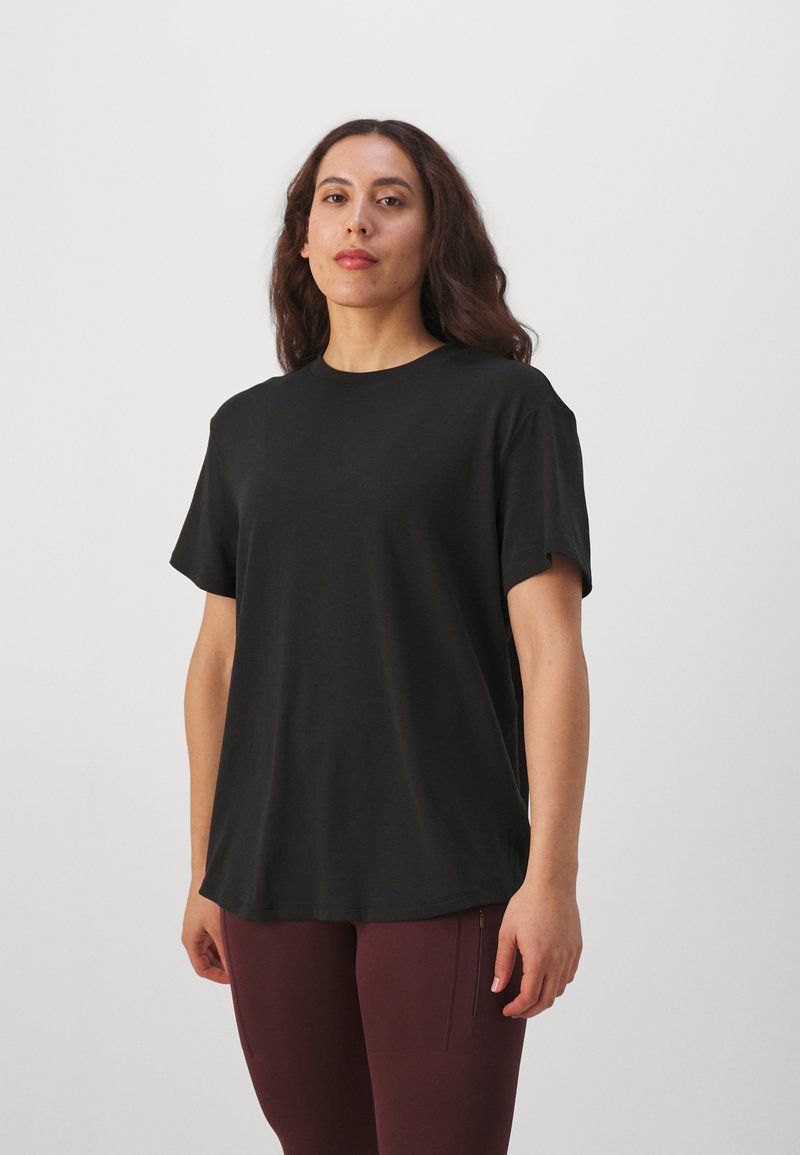 Nike Performance Nike Performance ONE RELAXED TOP - Sports T-shirt - black Super Rabatt
