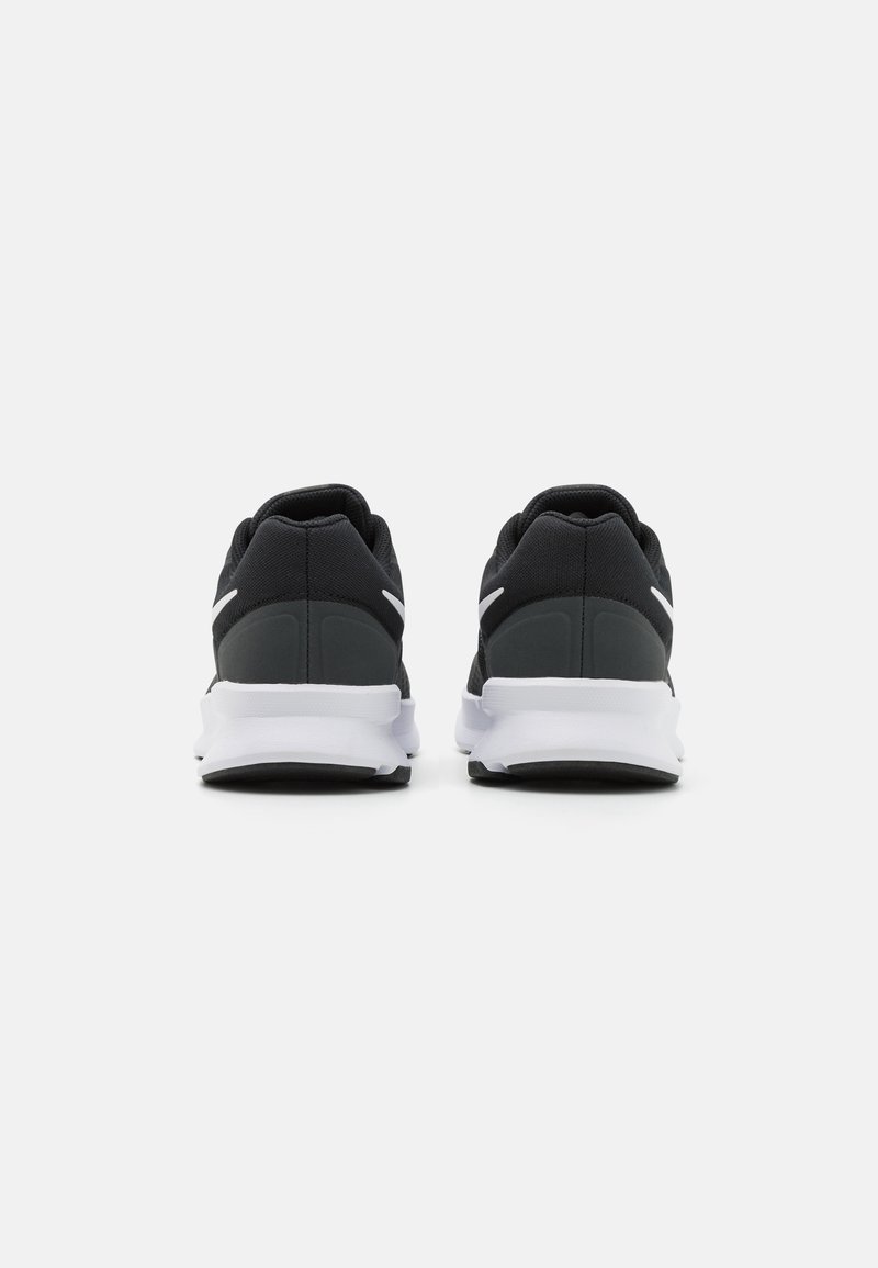 Nike Performance Nike Performance RUN SWIFT 3 - Stability running shoes Cyber Monday