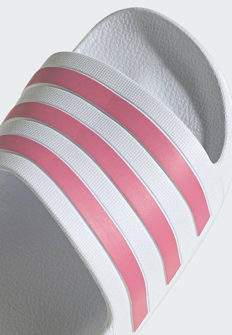 adidas Performance adidas Performance ADILETTE AQUA - Pool slides - white Sonderangebote