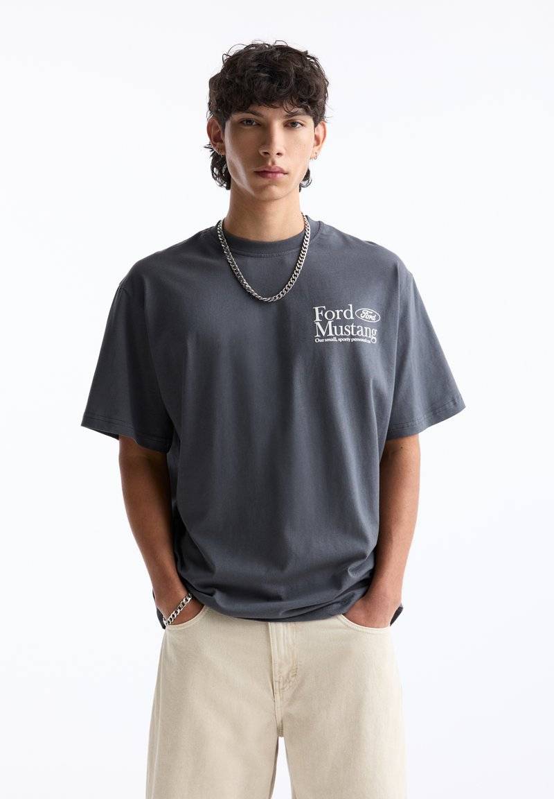PULL&BEAR PULL&BEAR FORD SHORT SLEEVE - Print T-shirt - grey Black Friday Preise