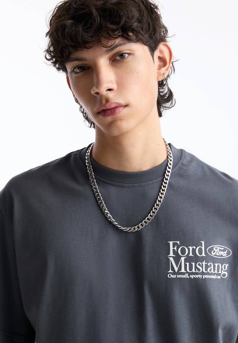 PULL&BEAR PULL&BEAR FORD SHORT SLEEVE - Print T-shirt - grey Black Friday Preise
