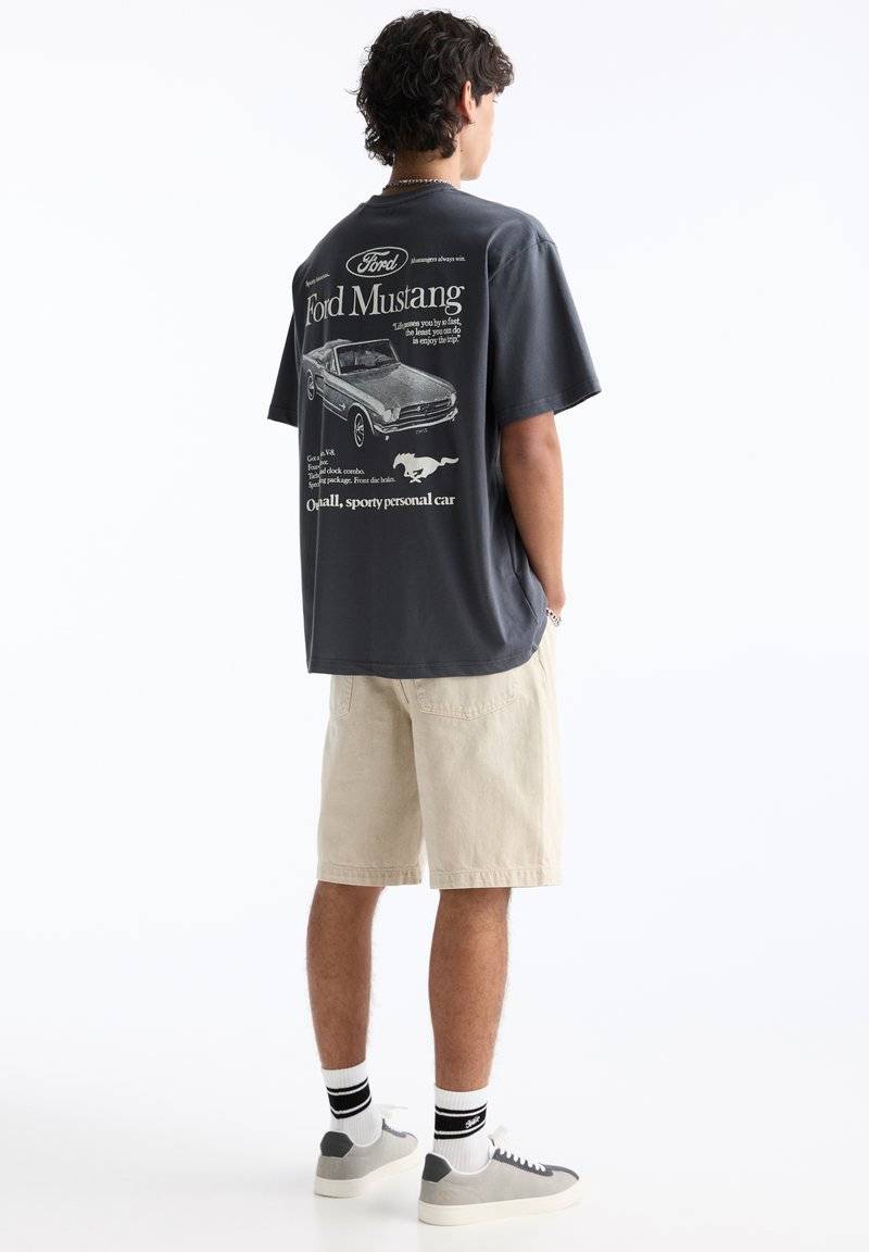 PULL&BEAR PULL&BEAR FORD SHORT SLEEVE - Print T-shirt - grey Black Friday Preise