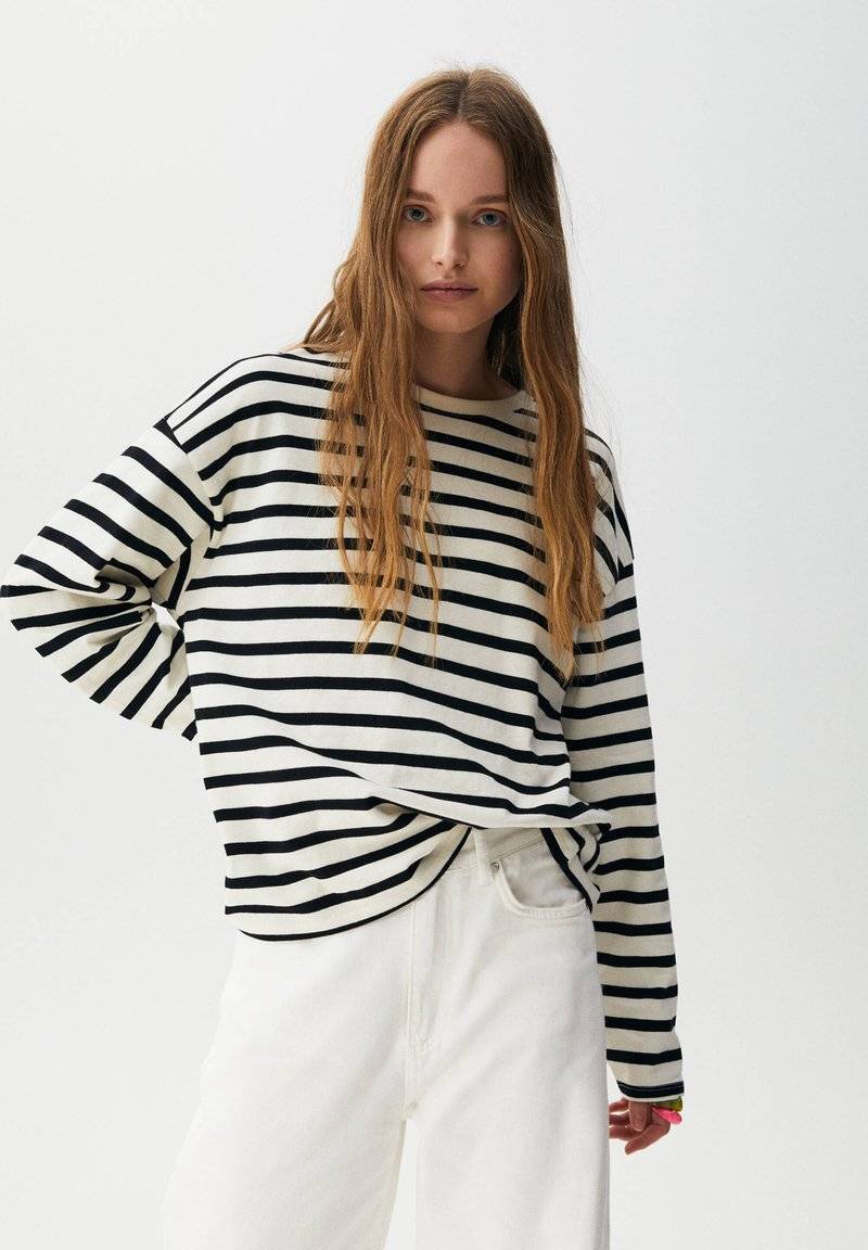 PULL&BEAR PULL&BEAR BASIC - Long sleeved top - mottled black Kostenloser Versand