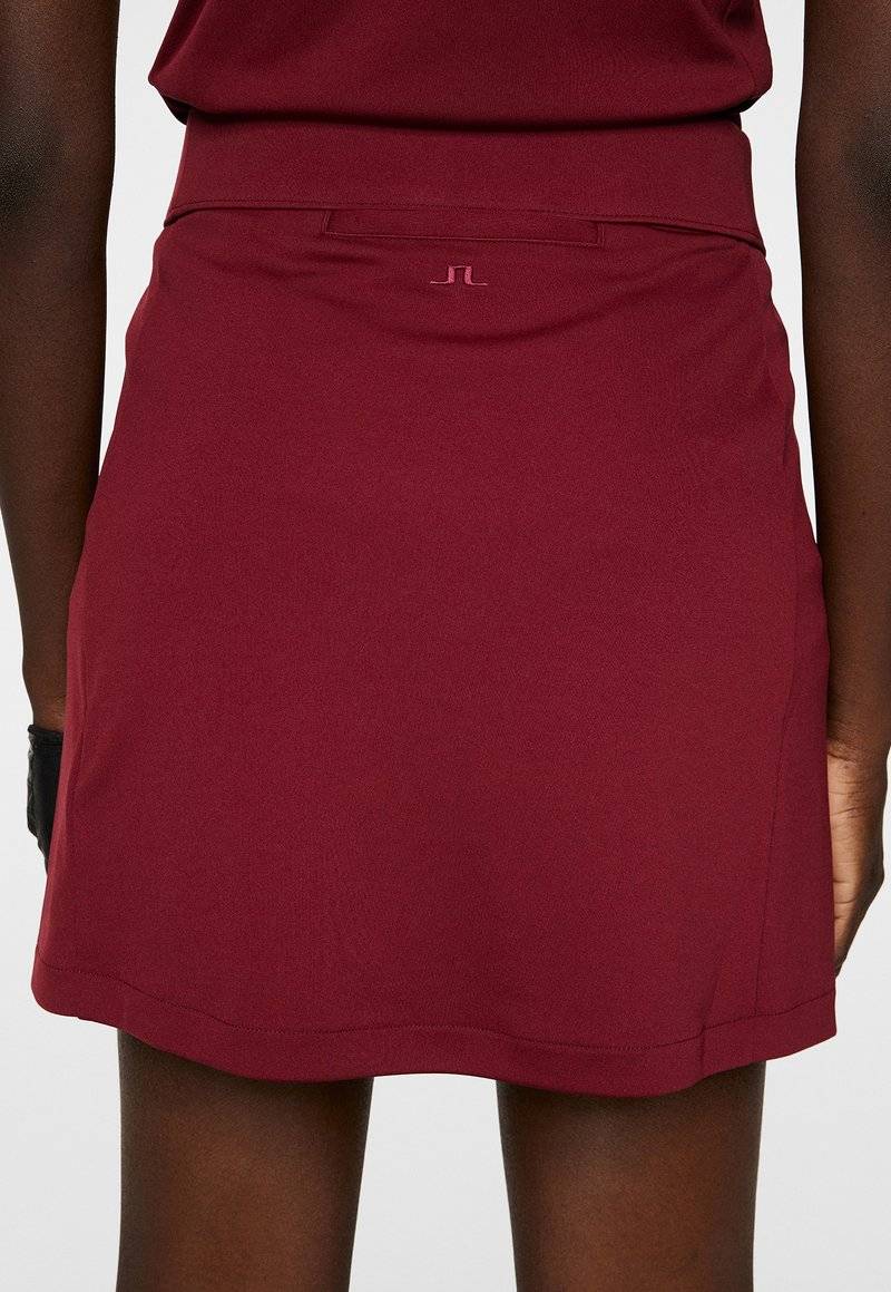 J.LINDEBERG Sports J.LINDEBERG Sports AMELIE MID - Sports skirt - cabernet Black Friday