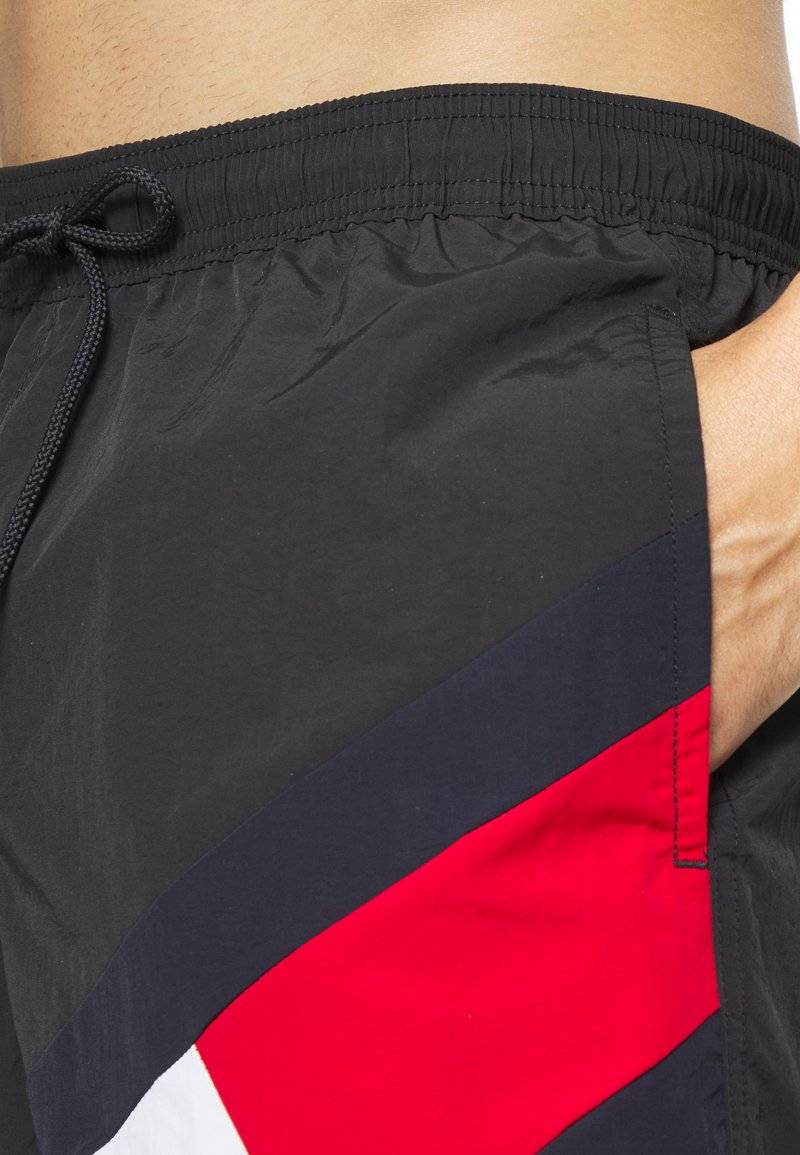 Tommy Hilfiger Tommy Hilfiger DRAWSTRING - Swimming shorts - black Tägliche Deals
