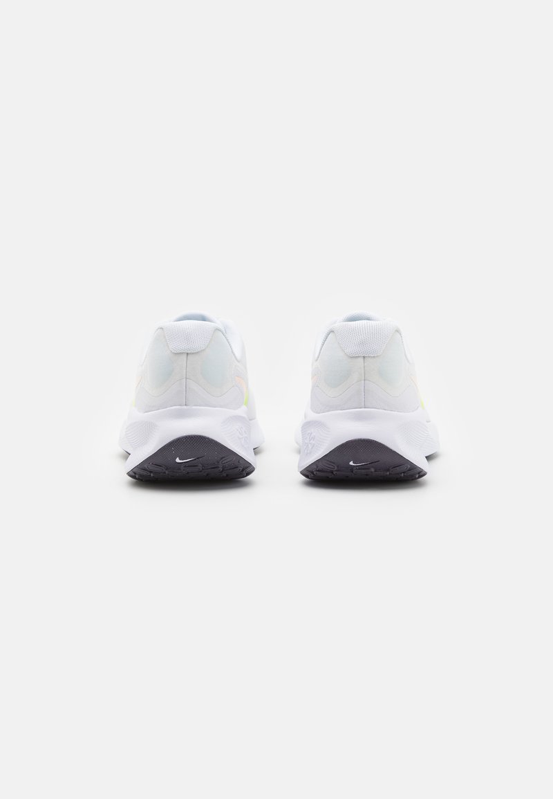 Nike Performance Nike Performance REVOLUTION 7 - Neutral running shoes Tiefpreis